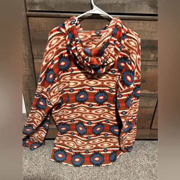 Wrangler Aztec Pullover - Picture 2 of 6
